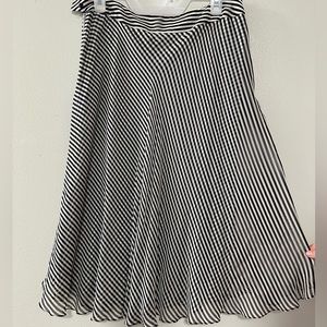 Jones New York size 10 midi skirt